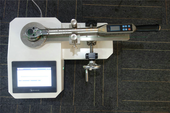 扭力扳手檢定儀