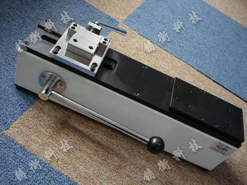 手動(dòng)臥式測試臺(tái)圖片